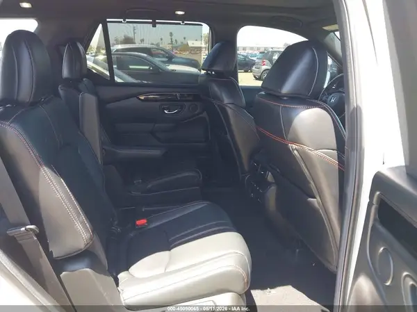 5FNYG1H66RB007904 2024 HONDA PILOT - Image 8