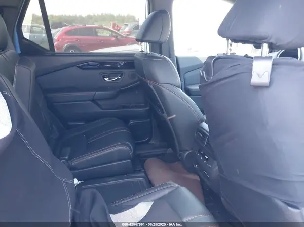 5FNYG1H66SB078977 2025 HONDA PILOT - Image 8