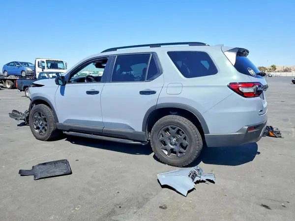 5FNYG1H67RB009659 2024 HONDA PILOT - Image 2