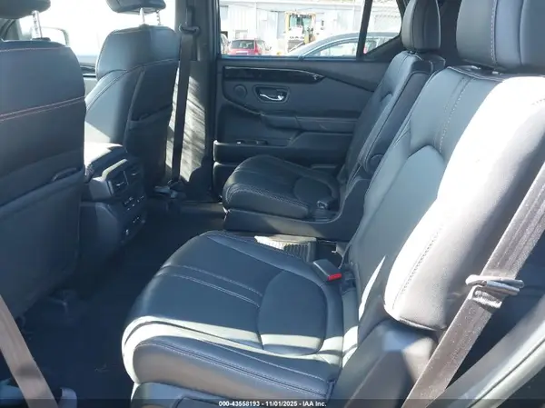 5FNYG1H67RB026106 2024 HONDA PILOT - Image 8