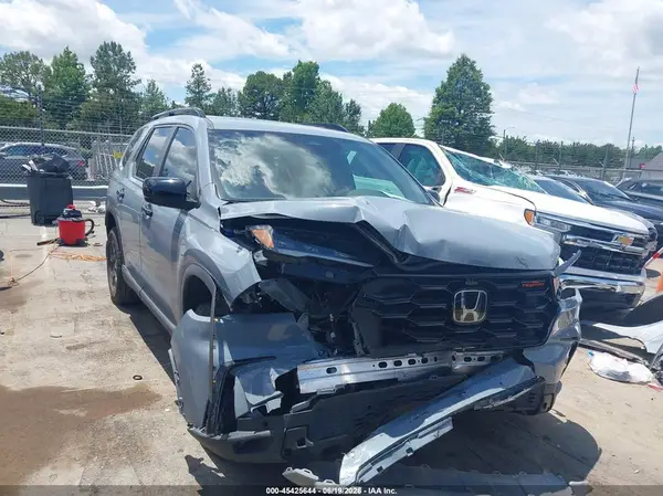 5FNYG1H68PB026869 2023 HONDA PILOT - Image 1