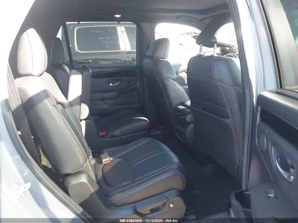 5FNYG1H68RB037633 2024 HONDA PILOT - Image 8