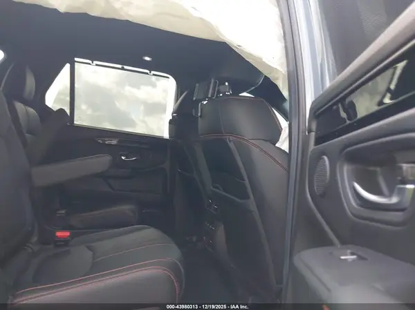 5FNYG1H68SB042353 2025 HONDA PILOT - Image 8