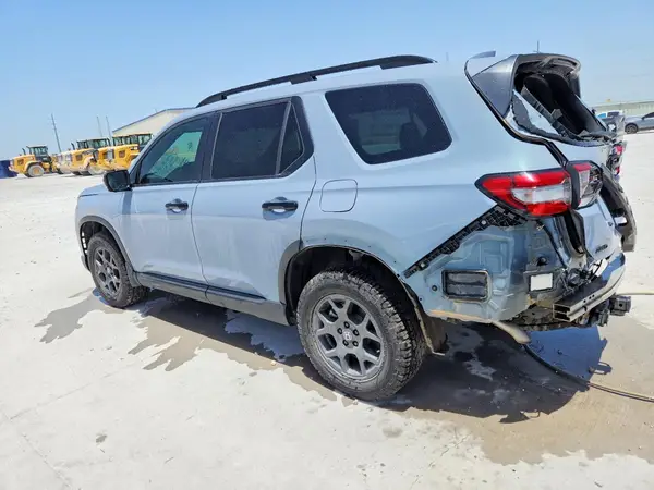 5FNYG1H6XRB002673 2024 HONDA PILOT - Image 2