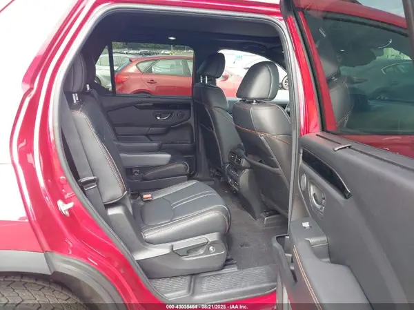 5FNYG1H6XSB036117 2025 HONDA PILOT - Image 8