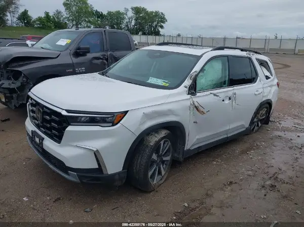 5FNYG1H70RB044262 2024 HONDA PILOT - Image 2