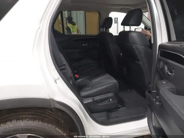5FNYG1H70SB004382 2025 HONDA PILOT - Image 8