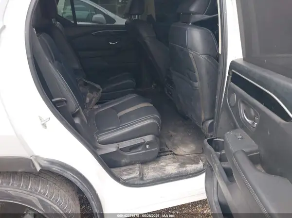 5FNYG1H71RB005034 2024 HONDA PILOT - Image 8