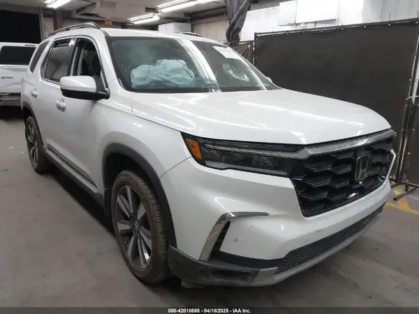 5FNYG1H71RB029155 2024 HONDA PILOT - Image 1