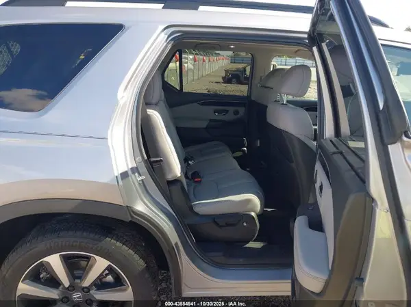 5FNYG1H71RB041323 2024 HONDA PILOT - Image 8