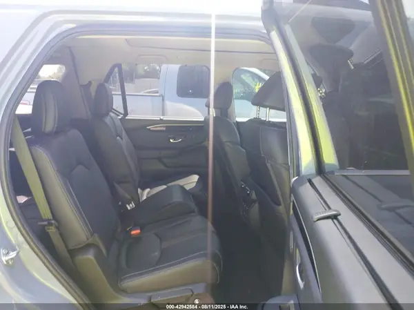 5FNYG1H72SB012385 2025 HONDA PILOT - Image 8