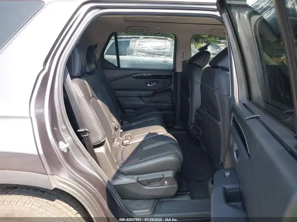 5FNYG1H74RB021101 2024 HONDA PILOT - Image 8
