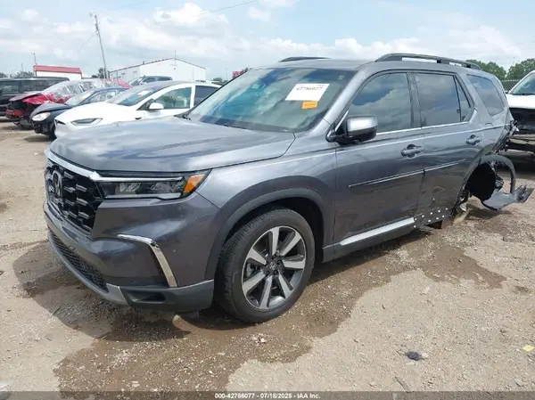 5FNYG1H75RB000628 2024 HONDA PILOT - Image 2
