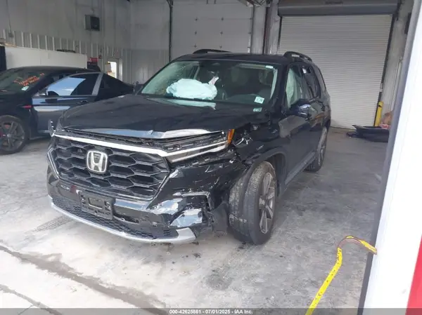 5FNYG1H75RB036657 2024 HONDA PILOT - Image 2