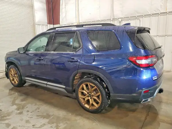 5FNYG1H76RB013971 2024 HONDA PILOT - Image 2