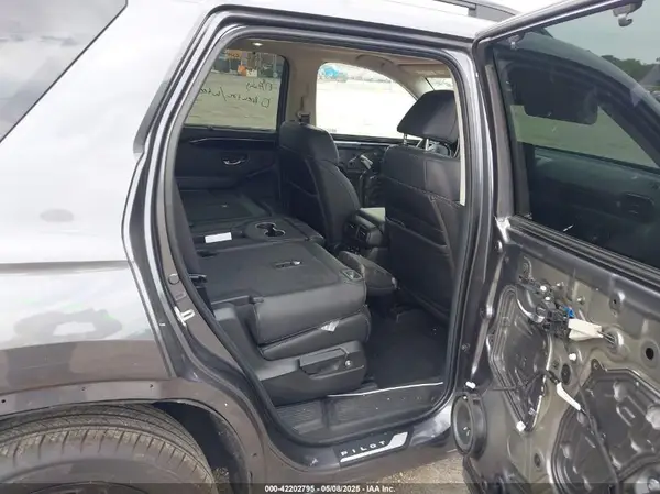 5FNYG1H77SB011359 2025 HONDA PILOT - Image 8