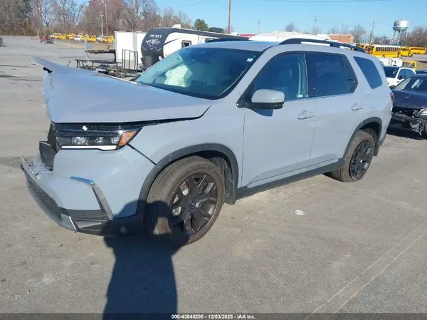 5FNYG1H77SB149385 2025 HONDA PILOT - Image 2