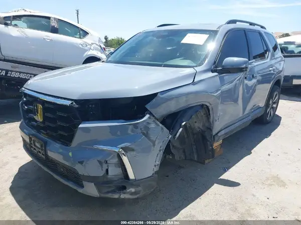 5FNYG1H78RB039729 2024 HONDA PILOT - Image 2
