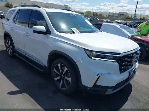 5FNYG1H79RB005010 2024 HONDA PILOT - Image 1