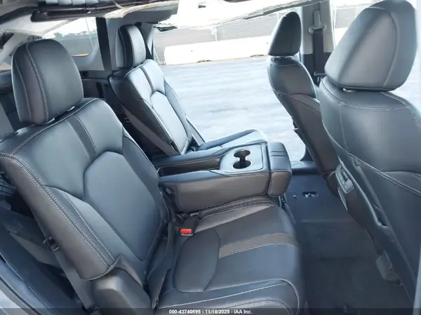 5FNYG1H79SB040281 2025 HONDA PILOT - Image 8