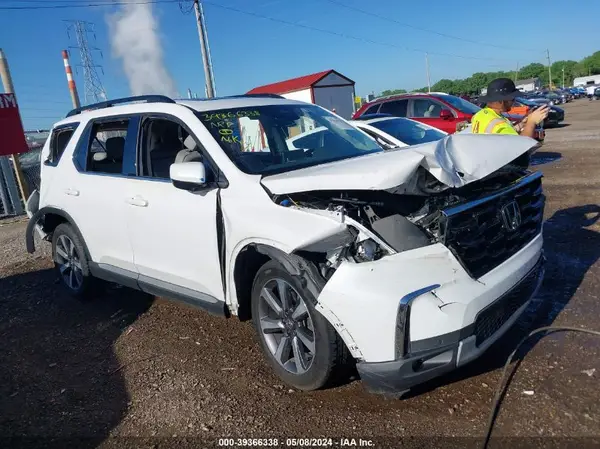5FNYG1H81PB005721 2023 HONDA PILOT - Image 1