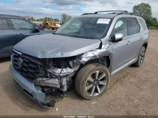 5FNYG1H82RB033854 2024 HONDA PILOT - Image 2
