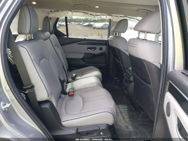 5FNYG1H82RB033854 2024 HONDA PILOT - Image 8