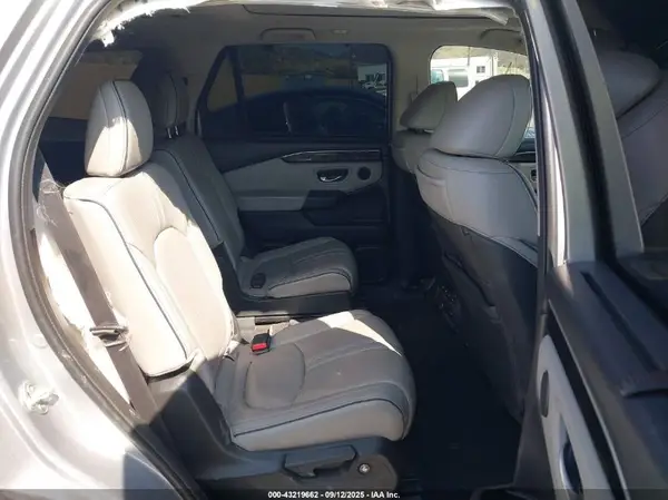 5FNYG1H83PB007714 2023 HONDA PILOT - Image 8