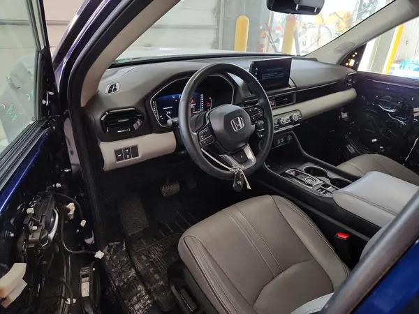 5FNYG1H84PB035523 2023 HONDA PILOT - Image 8