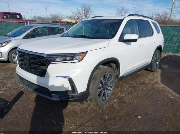 5FNYG1H84SB174642 2025 HONDA PILOT - Image 2
