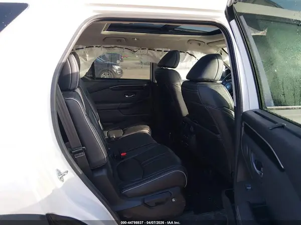 5FNYG1H85PB000778 2023 HONDA PILOT - Image 8