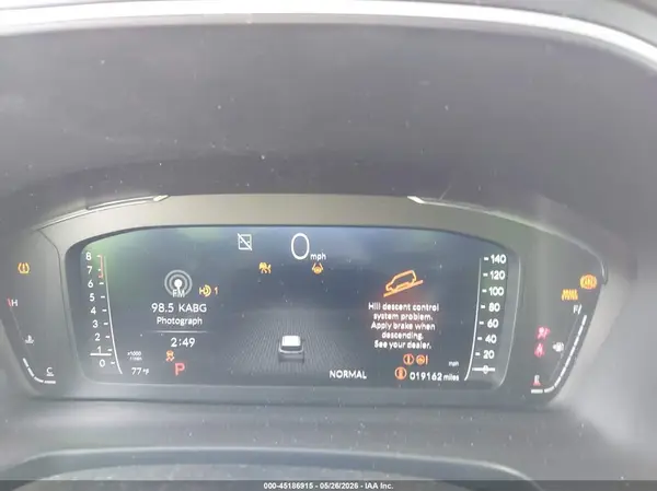 2024 HONDA PILOT auction photo 7