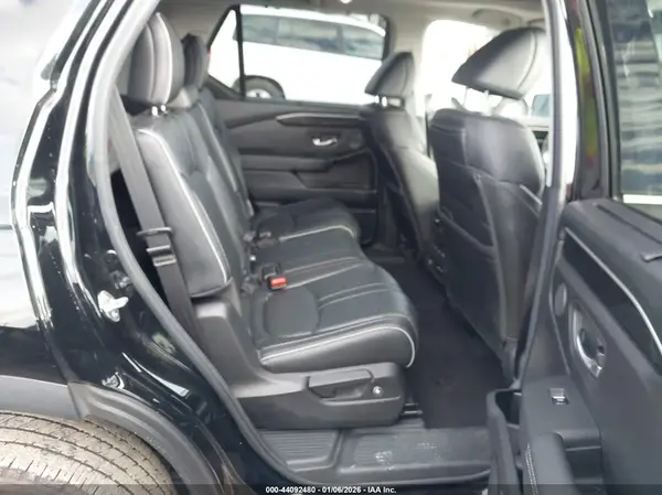 5FNYG1H87RB021649 2024 HONDA PILOT - Image 8