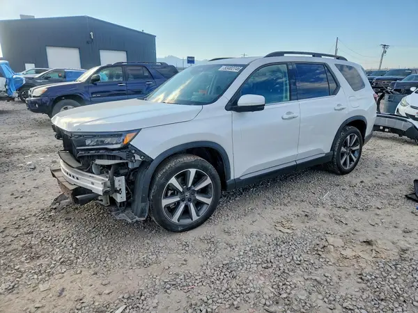 5FNYG1H87RB038015 2024 HONDA PILOT - Image 1