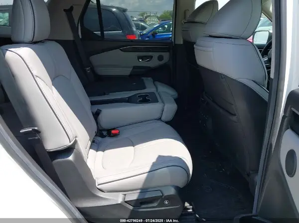 5FNYG1H88SB008172 2025 HONDA PILOT - Image 8