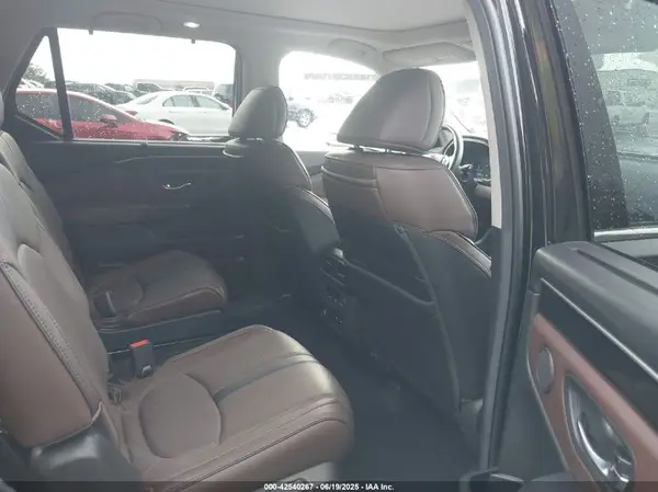5FNYG1H8XRB016901 2024 HONDA PILOT - Image 8