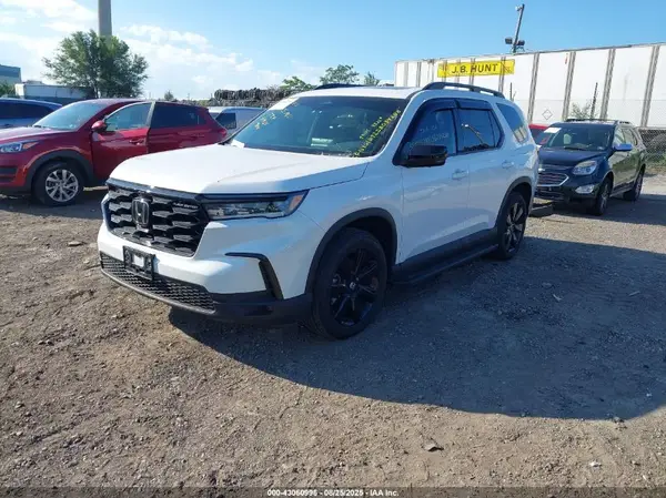 5FNYG1H92SB034288 2025 HONDA PILOT - Image 2