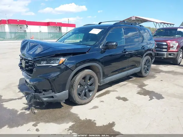 5FNYG1H92SB104033 2025 HONDA PILOT - Image 2