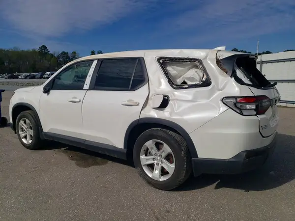 5FNYG2H21PB005817 2023 HONDA PILOT - Image 2