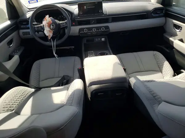 5FNYG2H22PB010699 2023 HONDA PILOT - Image 8