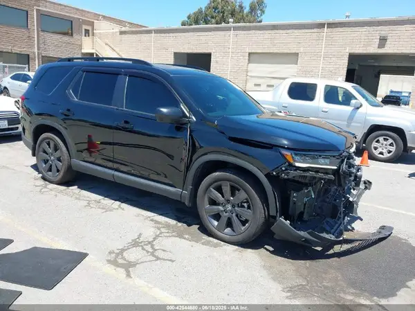 5FNYG2H30SB008046 2025 HONDA PILOT - Image 1