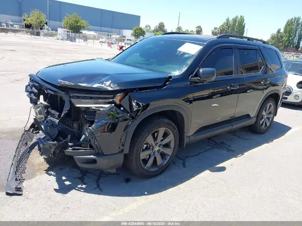5FNYG2H30SB008046 2025 HONDA PILOT - Image 2