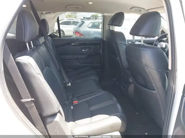 5FNYG2H40PB010556 2023 HONDA PILOT - Image 8