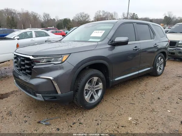 5FNYG2H41SB045373 2025 HONDA PILOT - Image 2