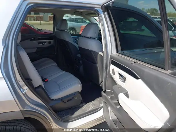 5FNYG2H43RB014538 2024 HONDA PILOT - Image 8