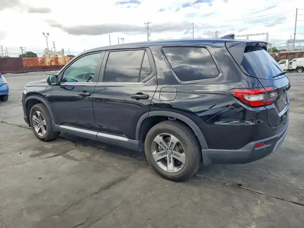 5FNYG2H43SB004811 2025 HONDA PILOT - Image 2