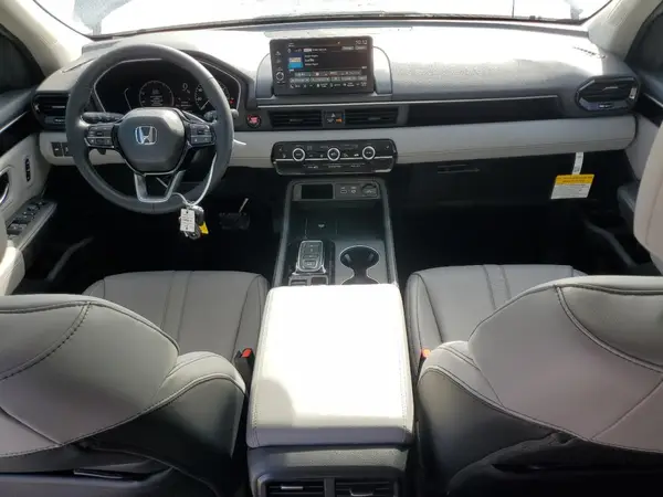 5FNYG2H44SB021617 2025 HONDA PILOT - Image 8