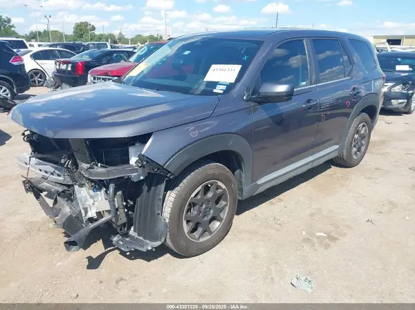 5FNYG2H46PB007502 2023 HONDA PILOT - Image 2