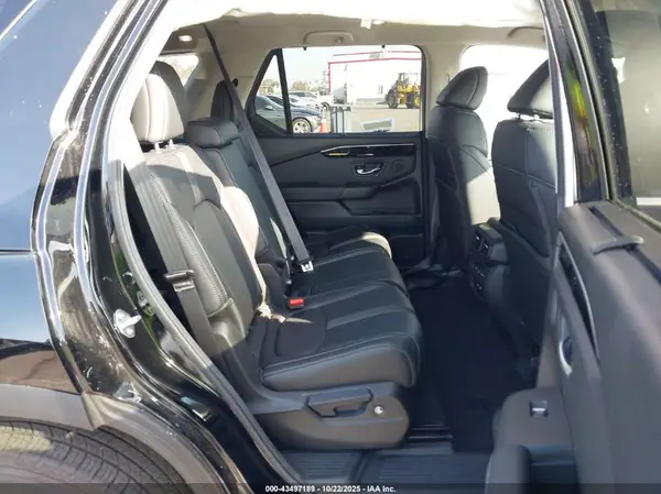 5FNYG2H46SB001806 2025 HONDA PILOT - Image 8