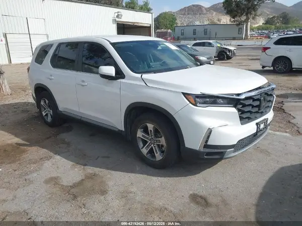 5FNYG2H47PB015673 2023 HONDA PILOT - Image 1